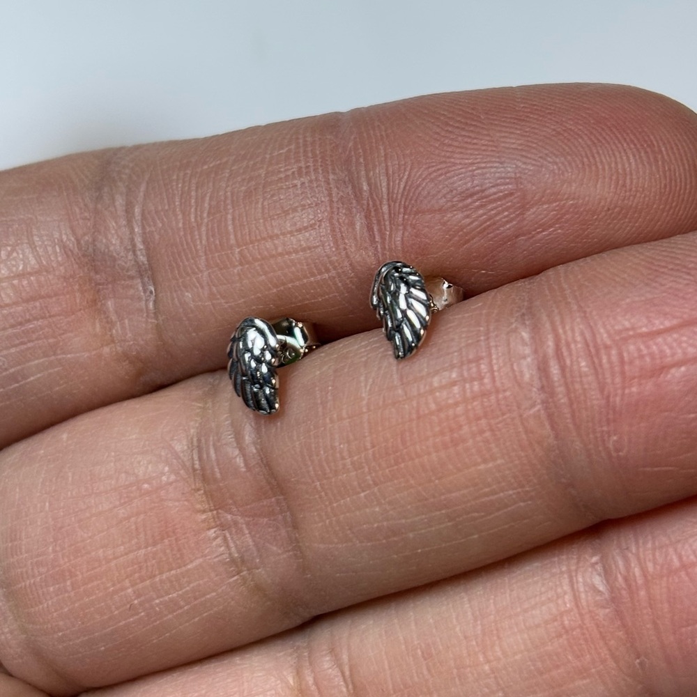 .925 Sterling Silver Petite Wings Women’s Stud Earrings, Small Wings - Picture 3 of 12